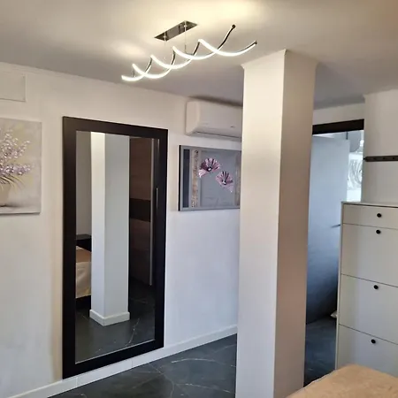 Apartment Margaret House By Luca Grancanaria
